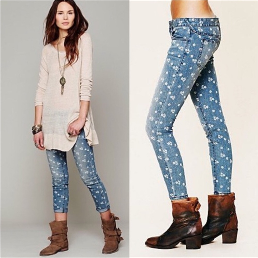 Free People floral jeans size 27❤️❤️❤️❤️